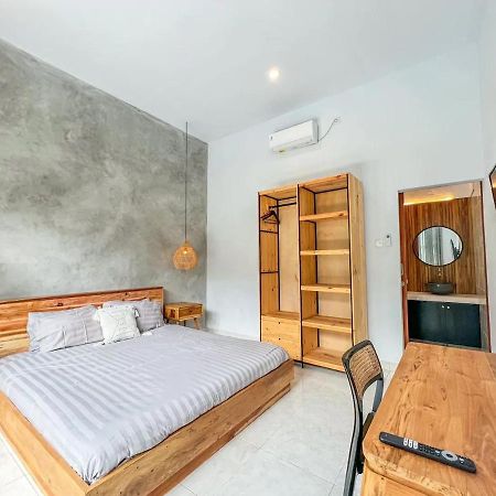 Island Boy Guest House Canggu  Exterior photo