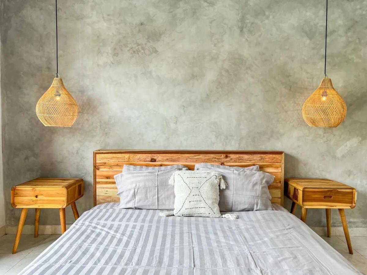 Island Boy Guest House Canggu  Exterior photo
